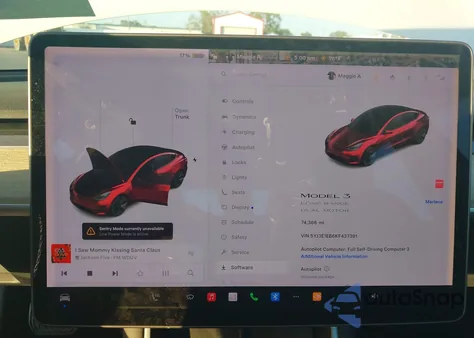 2019 Tesla Model 3 Long Range/Performance z USA, uszkodzony, nr VIN 5YJ3E1EB6KF437391